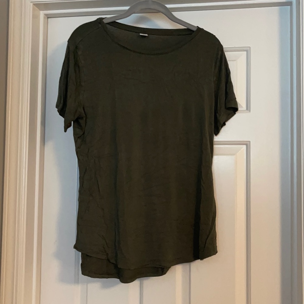 Old Navy Tshirt
